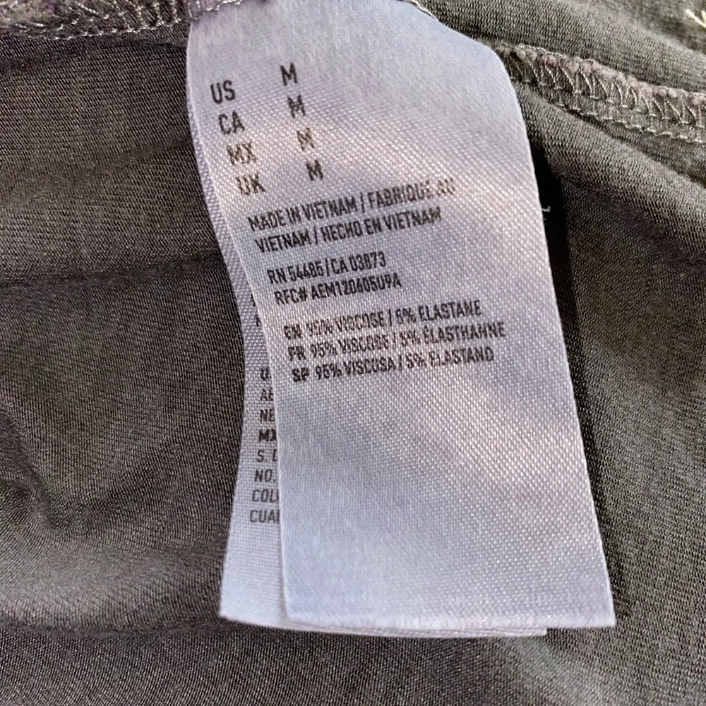 AMERICAN EAGLE Soft & Sexy Grey Floral Tank - Picture 8 of 10